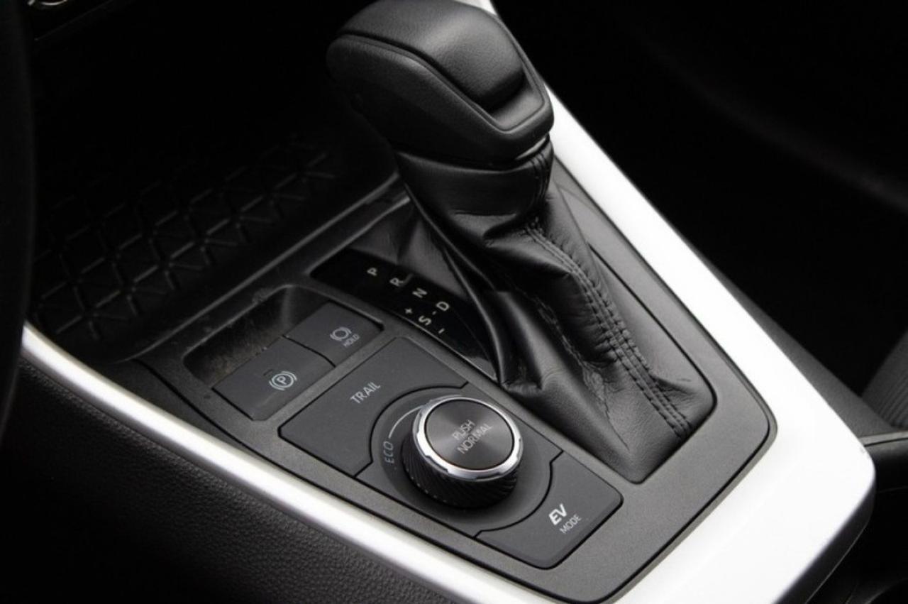 2020 Toyota RAV4 Hybrid LE Yonkers NY