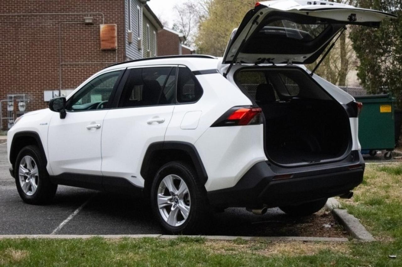2020 Toyota RAV4 Hybrid LE Yonkers NY