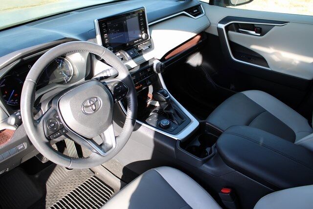 2020 Toyota RAV4 Hybrid Limited Klamath Falls OR