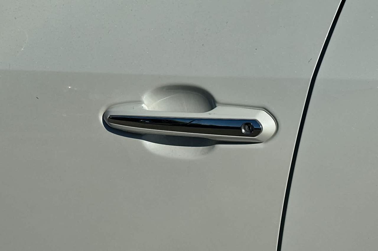 2020 Toyota RAV4 Hybrid Limited Roseville CA