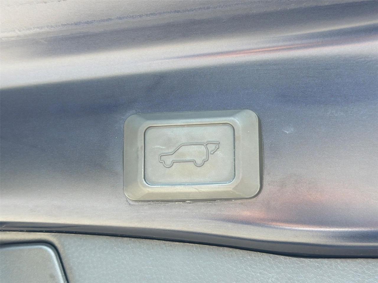 2020 Toyota RAV4 Hybrid Limited Hagerstown MD
