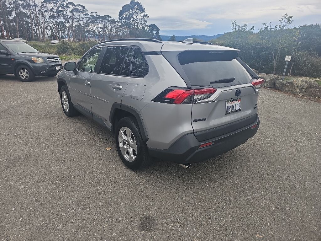 2020 Toyota RAV4 Hybrid XLE