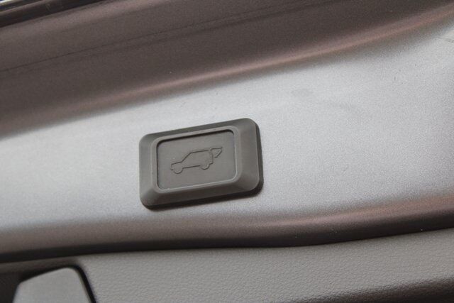 2020 Toyota RAV4 Hybrid XLE Klamath Falls OR