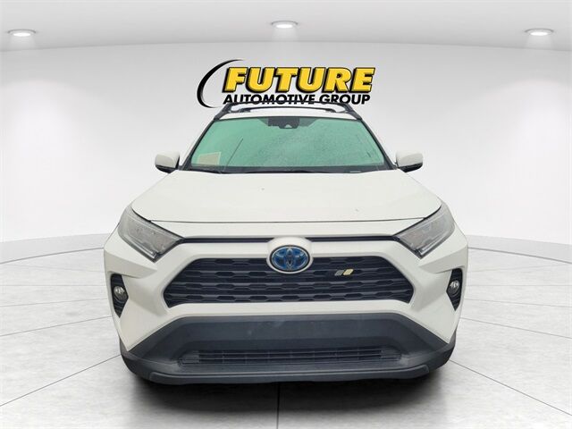 2020 Toyota RAV4 Hybrid XLE