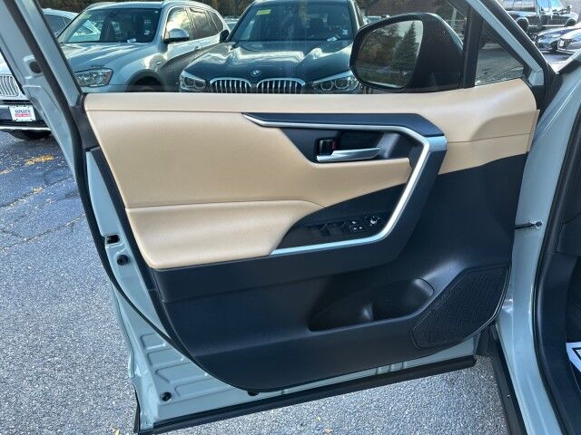 2020 Toyota RAV4 Hybrid XLE Worcester MA 2020 Toyota RAV4 Hybrid XLE Worcester MA