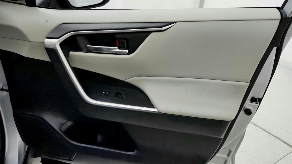2020 Toyota RAV4 Hybrid XLE Laurel MD