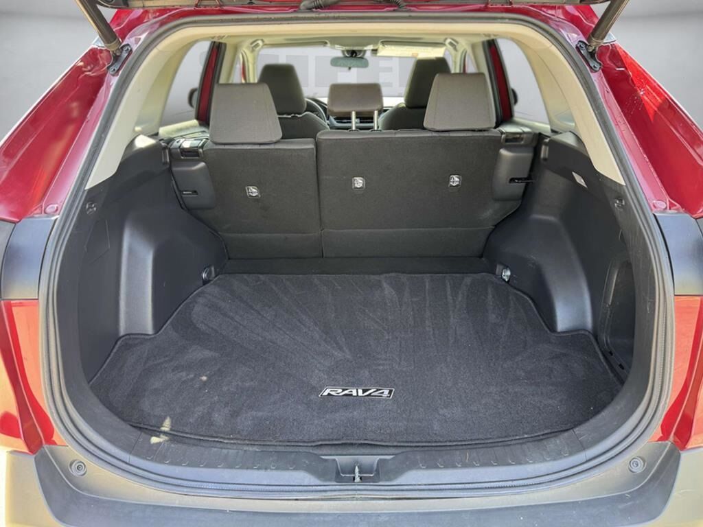 2020 Toyota RAV4 Hybrid XLE Fredericksburg VA