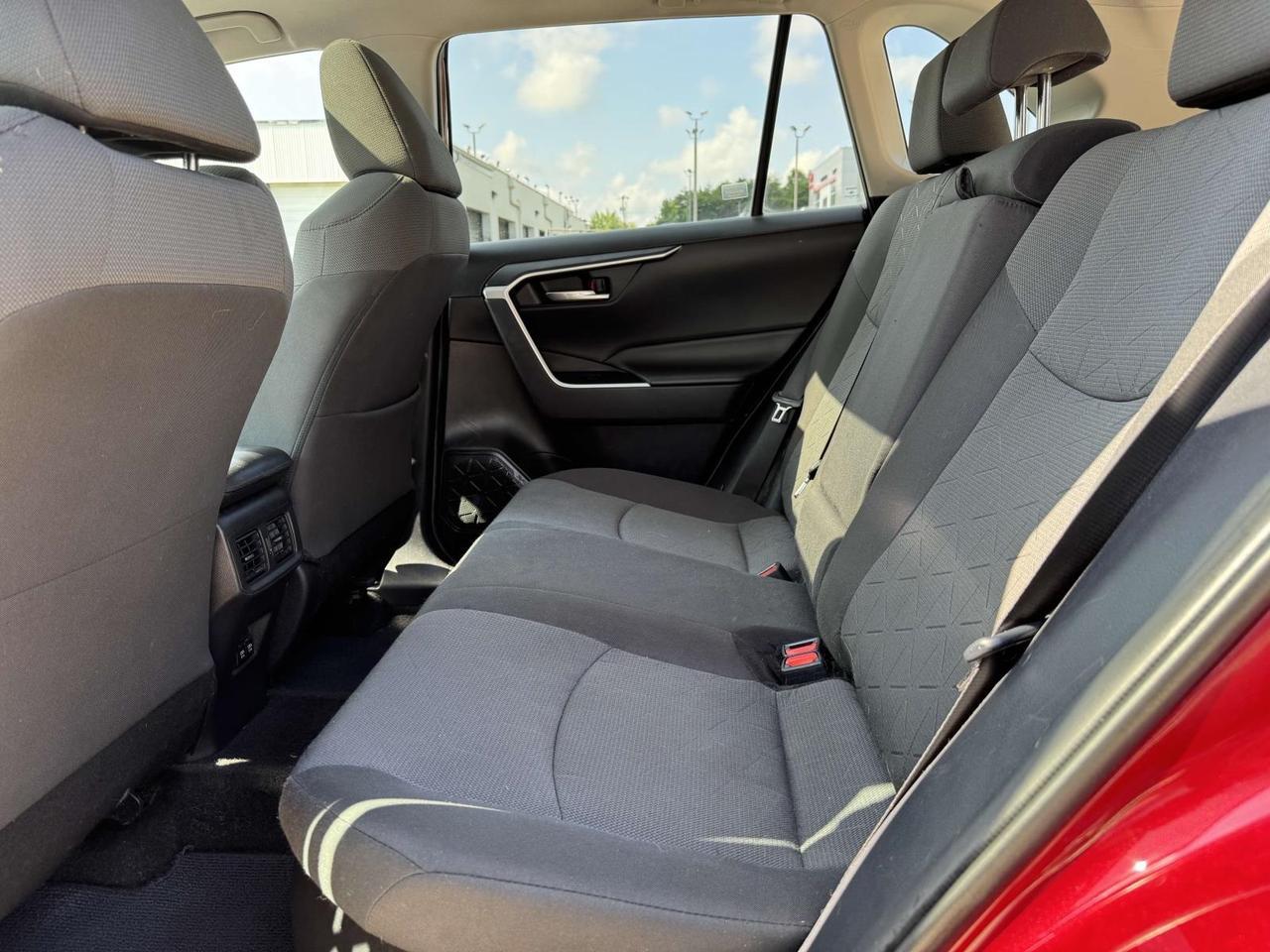 2020 Toyota RAV4 Hybrid XLE Fredericksburg VA