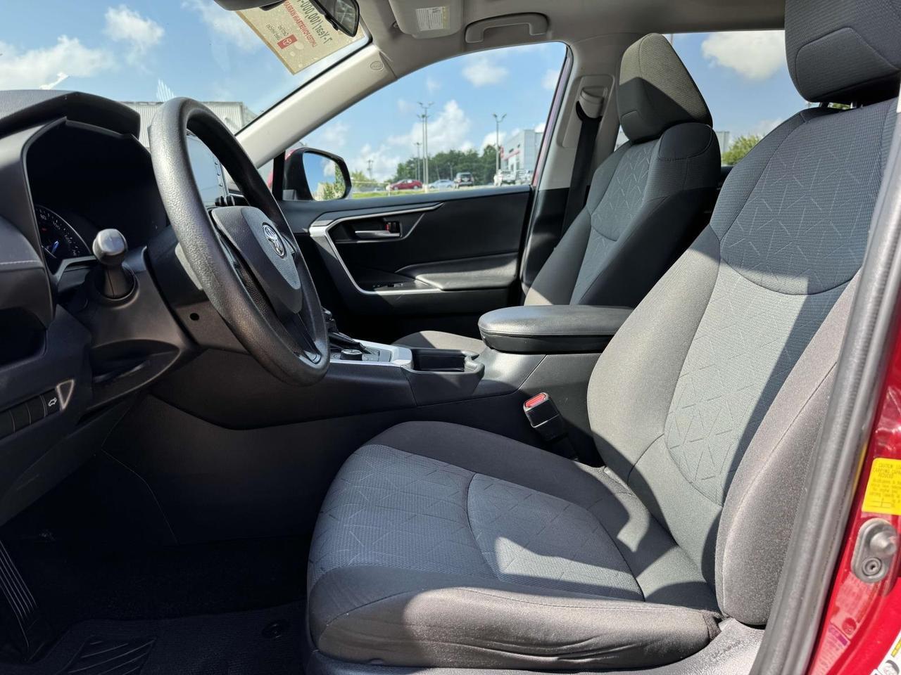 2020 Toyota RAV4 Hybrid XLE Fredericksburg VA
