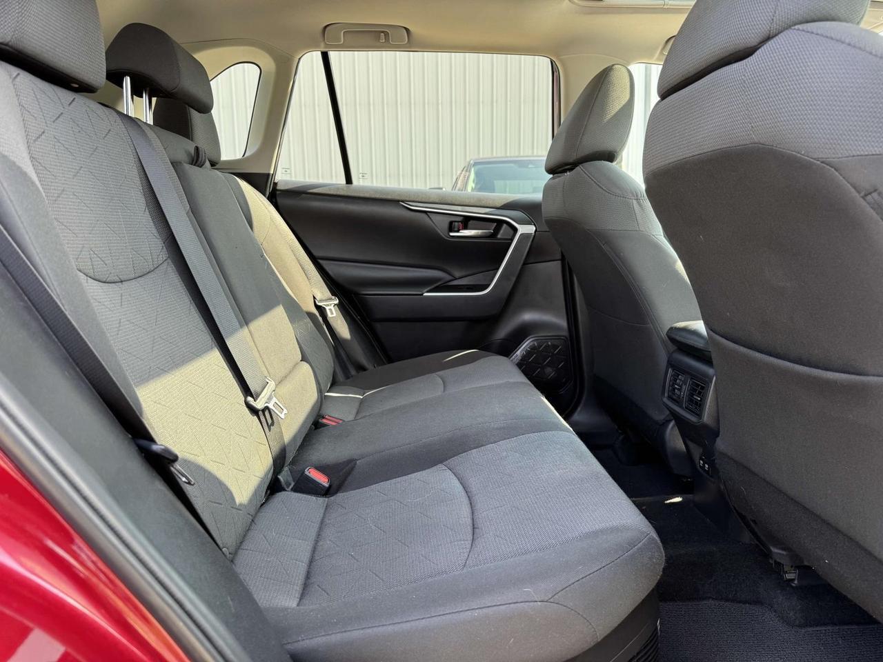 2020 Toyota RAV4 Hybrid XLE Fredericksburg VA