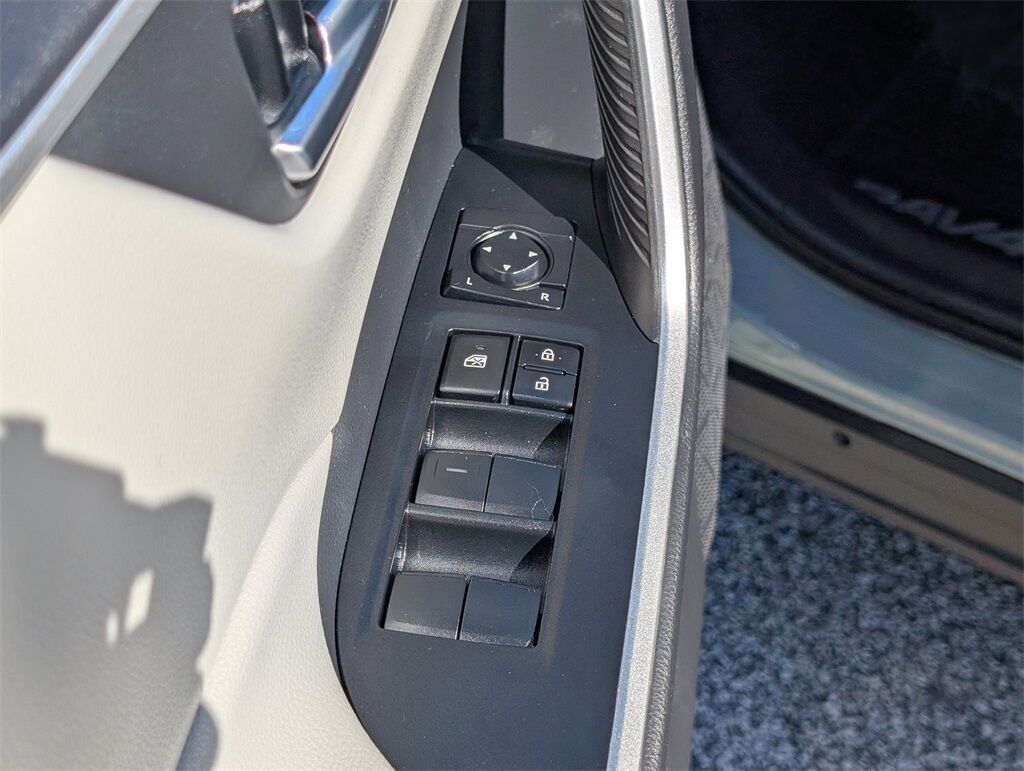 2020 Toyota RAV4 Hybrid XLE Cockeysville MD