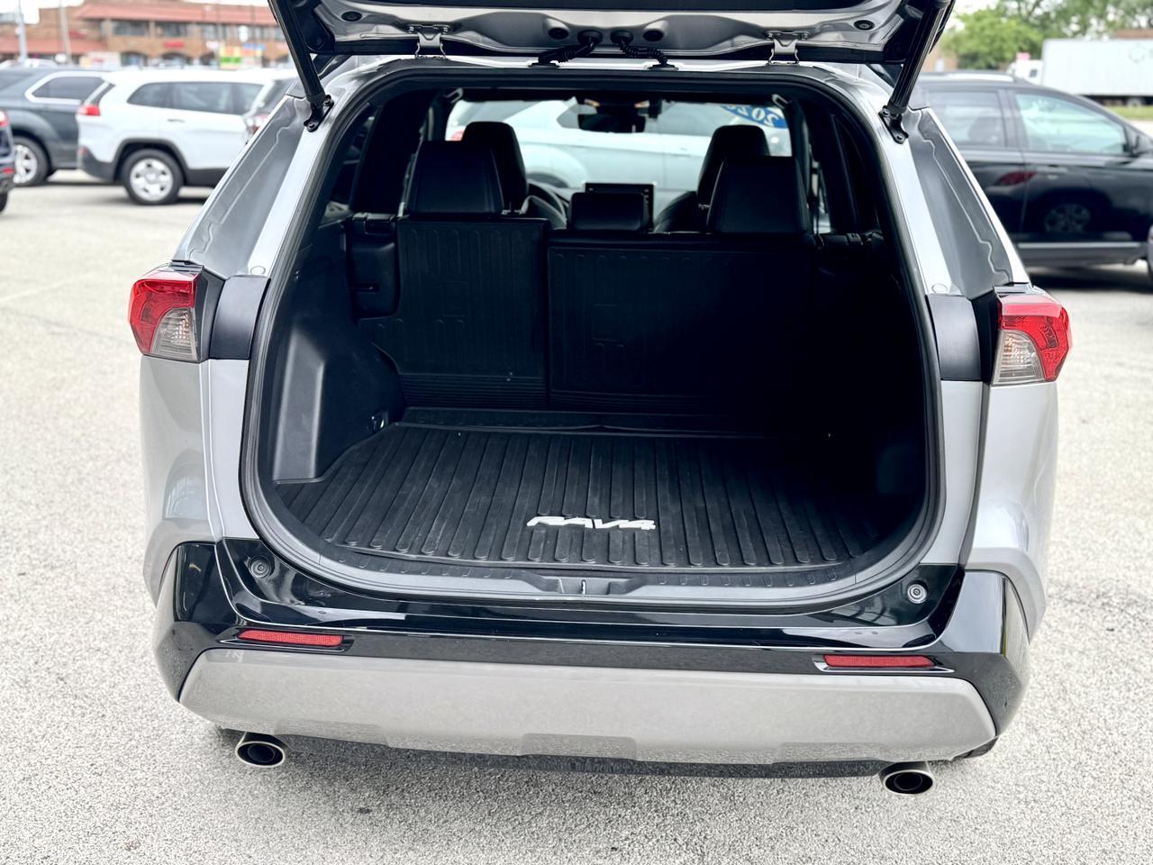 2020 Toyota RAV4 Hybrid XSE Elmhurst IL