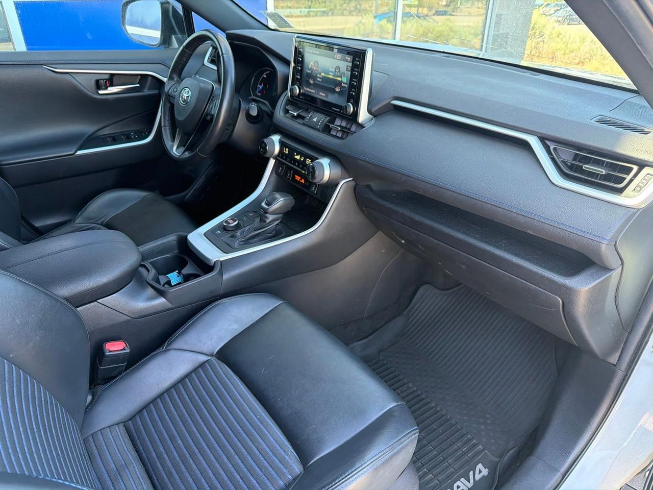 2020 Toyota RAV4 Hybrid XSE Bend OR