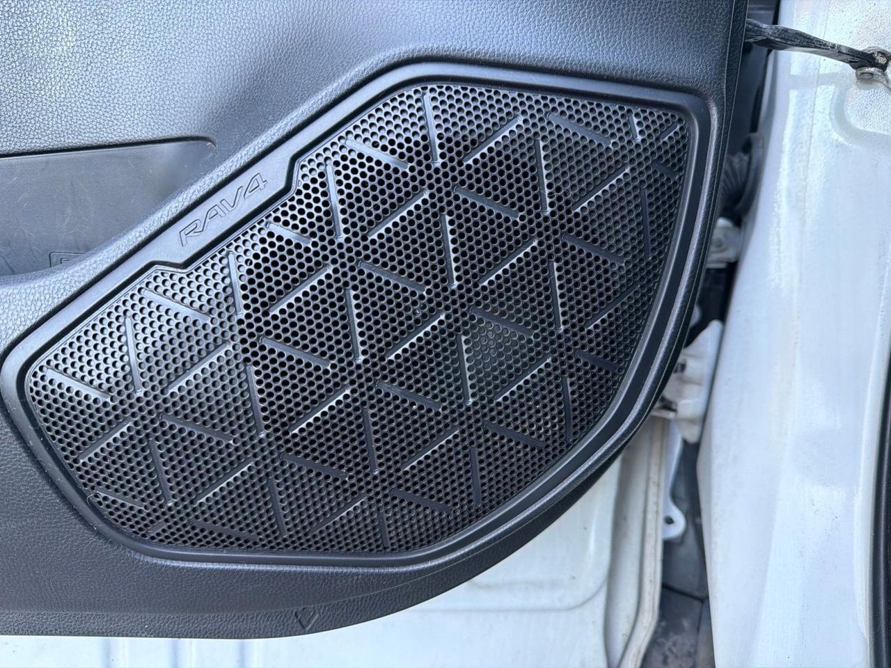 2020 Toyota RAV4 Hybrid XSE Bend OR