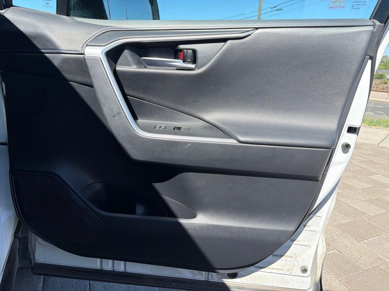 2020 Toyota RAV4 Hybrid XSE Bend OR