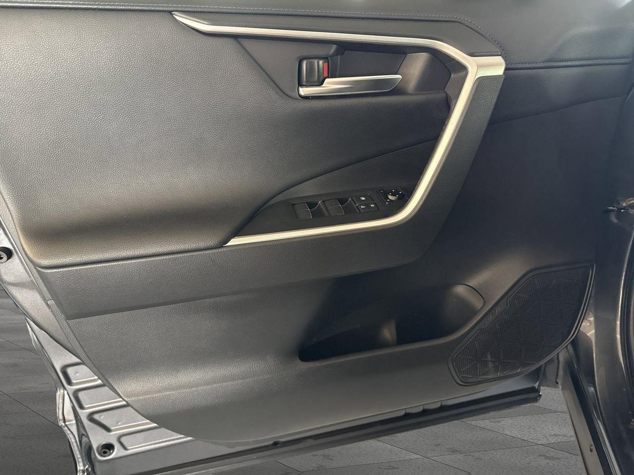 2020 Toyota RAV4 Hybrid XSE San Antonio TX