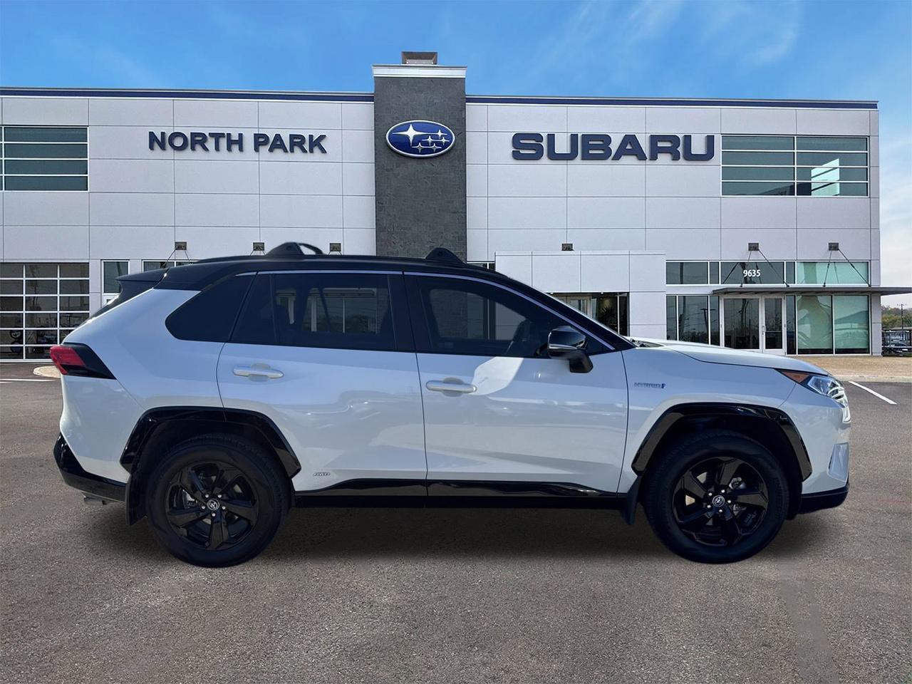 2020 Toyota RAV4 Hybrid XSE