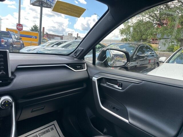 2020 Toyota RAV4 Hybrid XSE Worcester MA