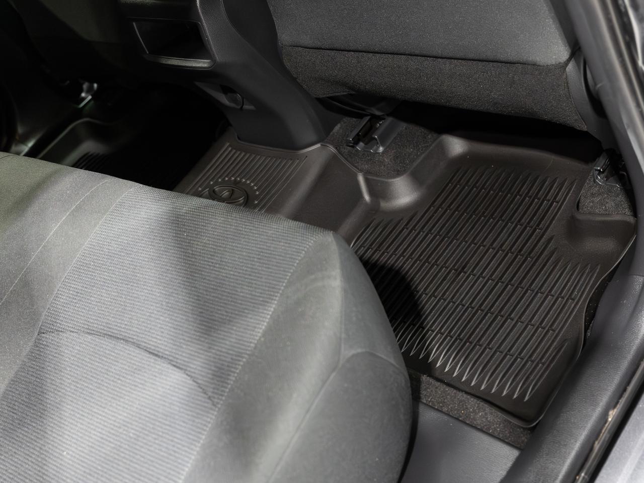 2020 Toyota RAV4 LE AWD Cranberry PA