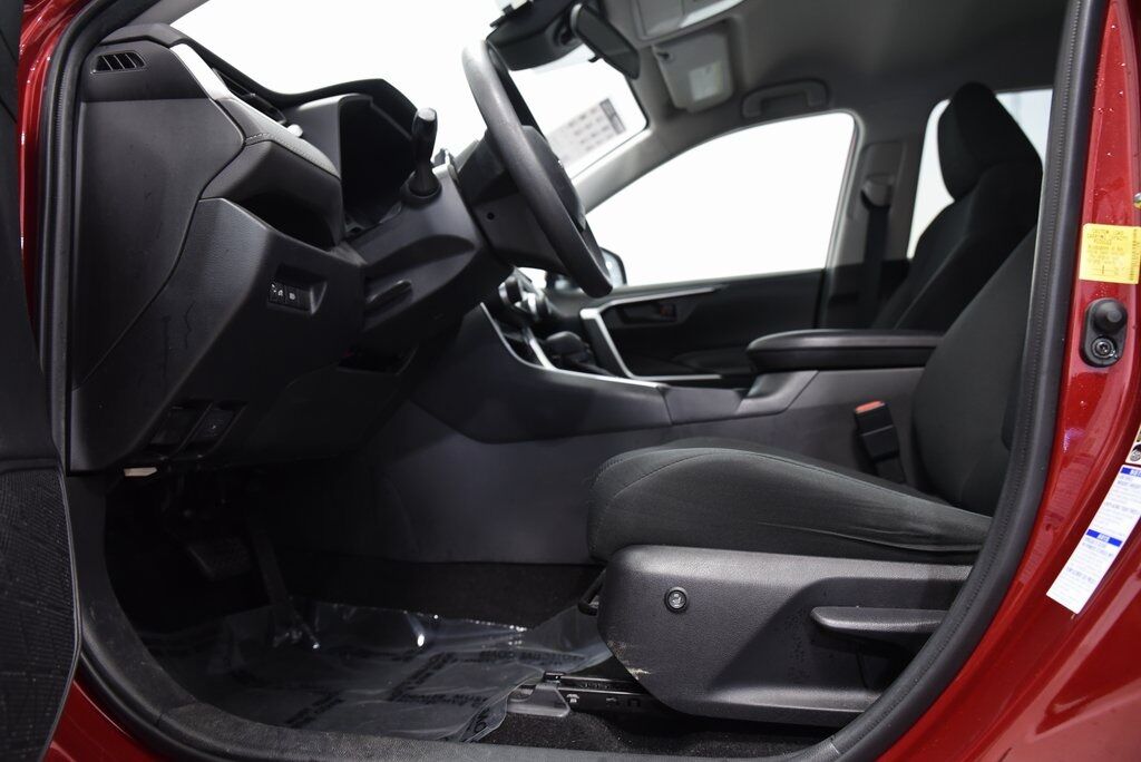 2020 Toyota RAV4 LE Akron
