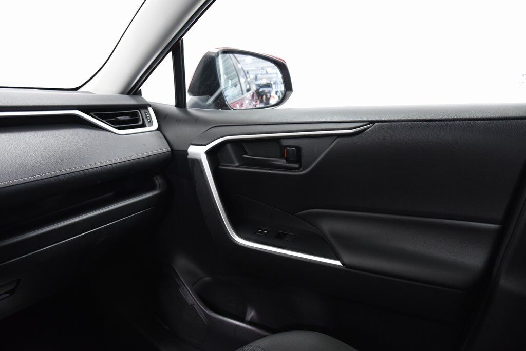 2020 Toyota RAV4 LE Akron