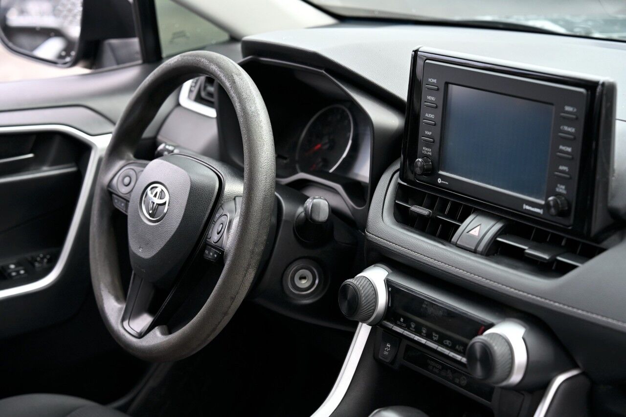 2020 Toyota RAV4 LE Doral FL