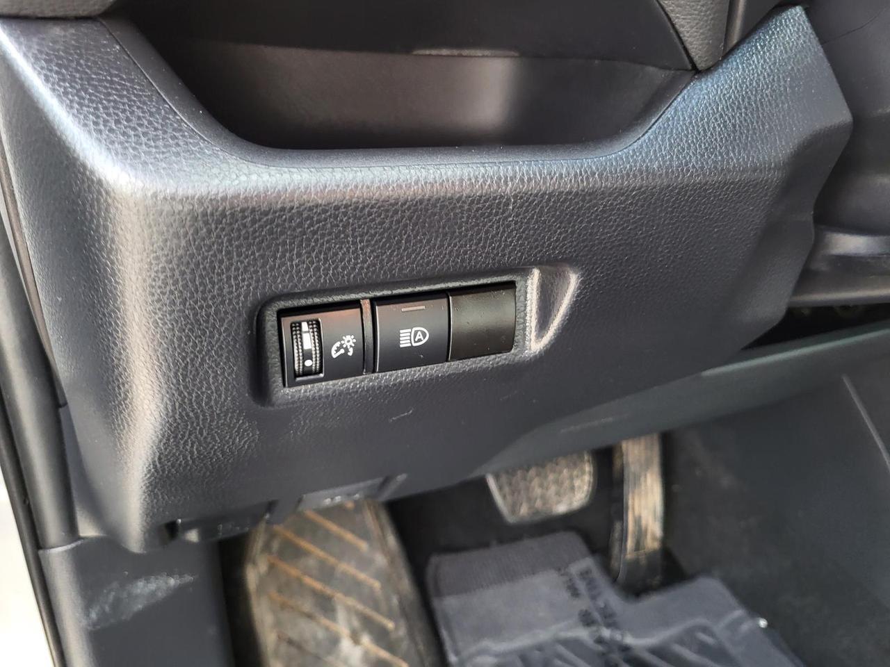 2020 Toyota RAV4 LE FWD (Natl) Beeville TX