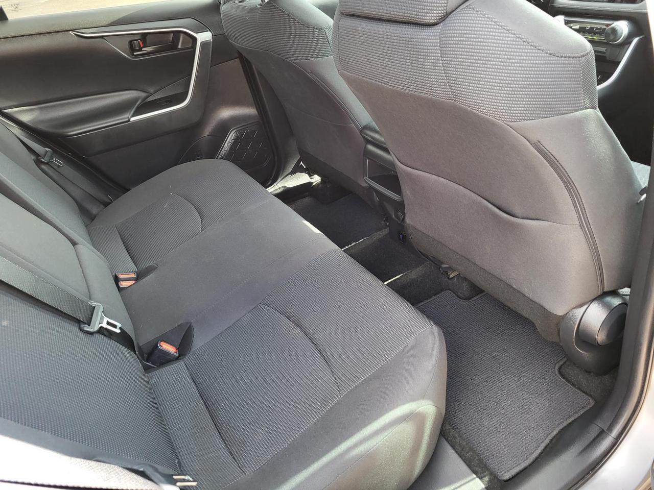 2020 Toyota RAV4 LE FWD (Natl) Beeville TX