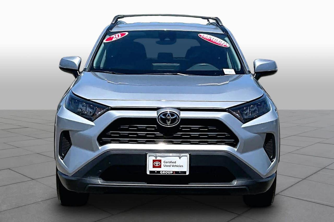 2020 Toyota RAV4 LE