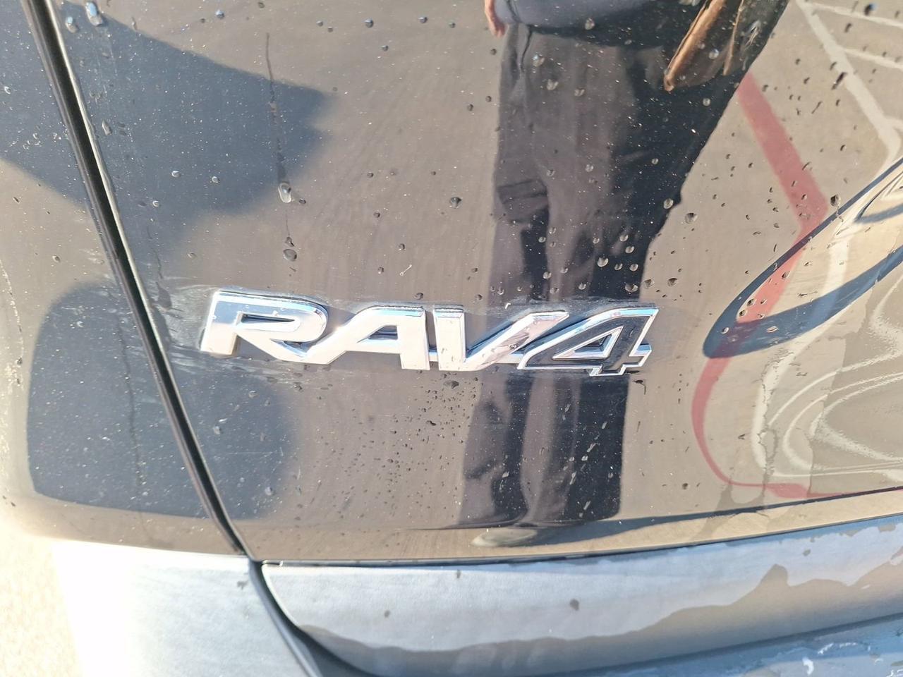 2020 Toyota RAV4 LE Hurst TX