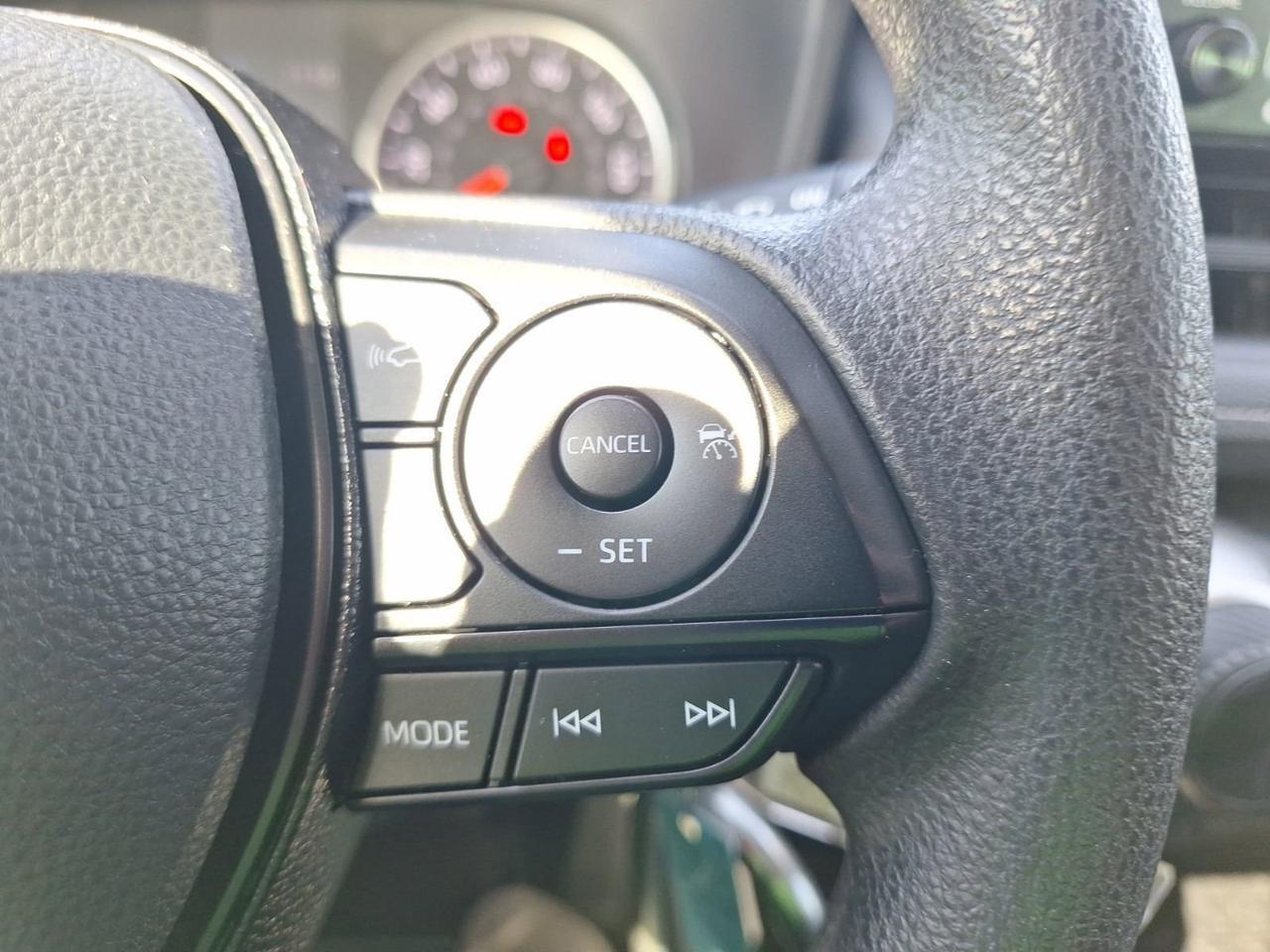 2020 Toyota RAV4 LE Hurst TX