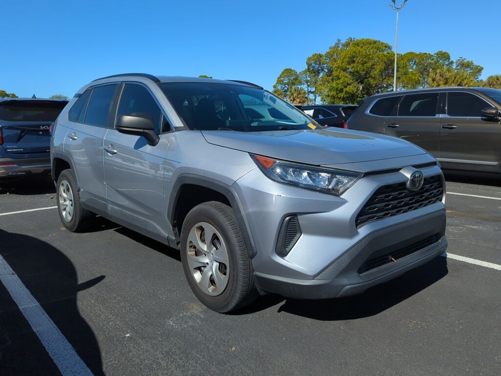 2020 Toyota RAV4 LE Oshkosh WI