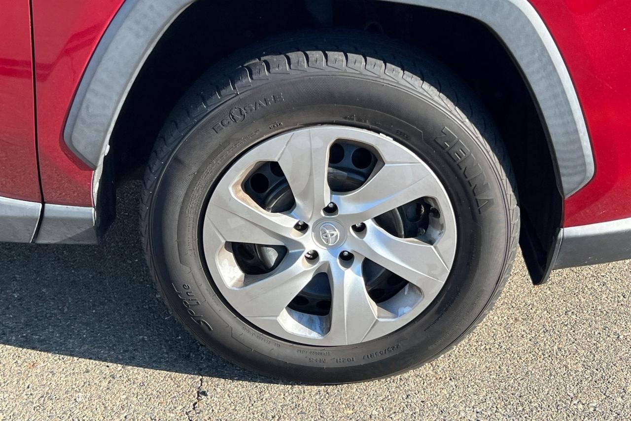 2020 Toyota RAV4 LE Roseville CA