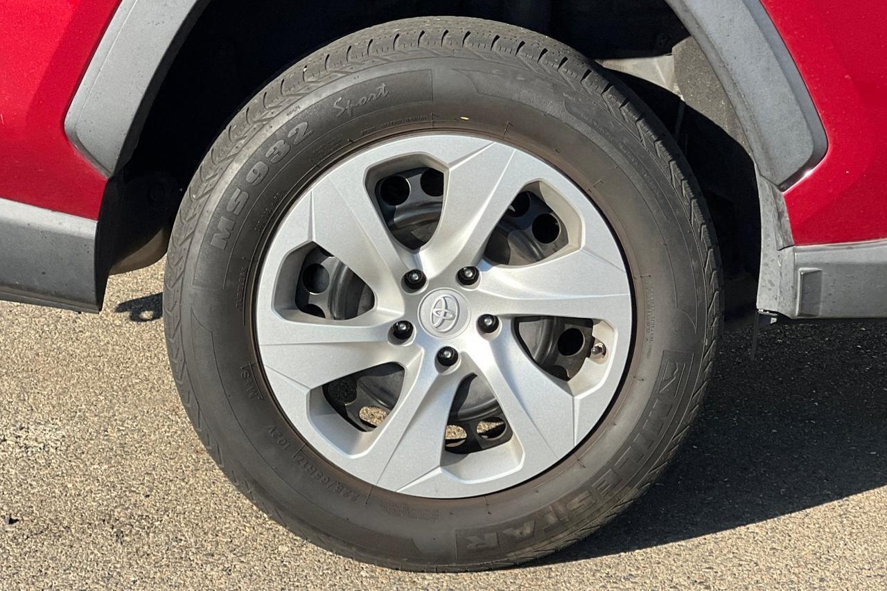 2020 Toyota RAV4 LE Roseville CA
