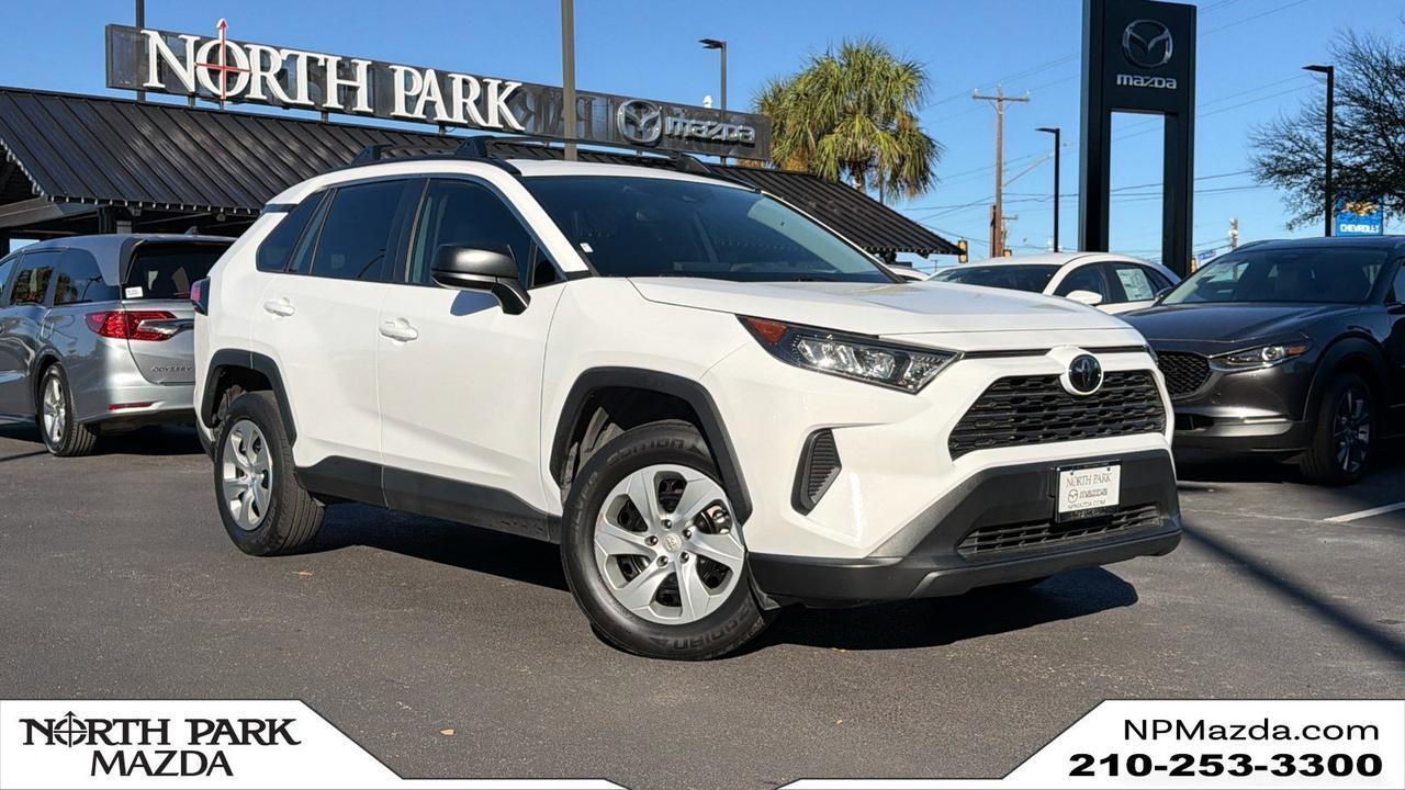 2020 Toyota RAV4 LE