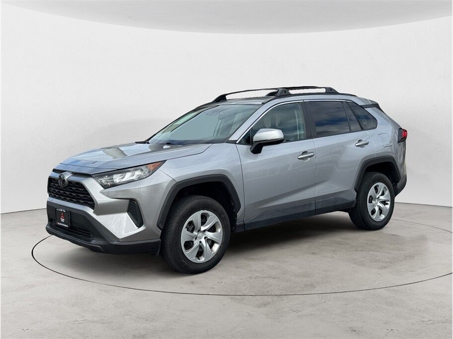 2020 Toyota RAV4 LE Sport Utility 4D