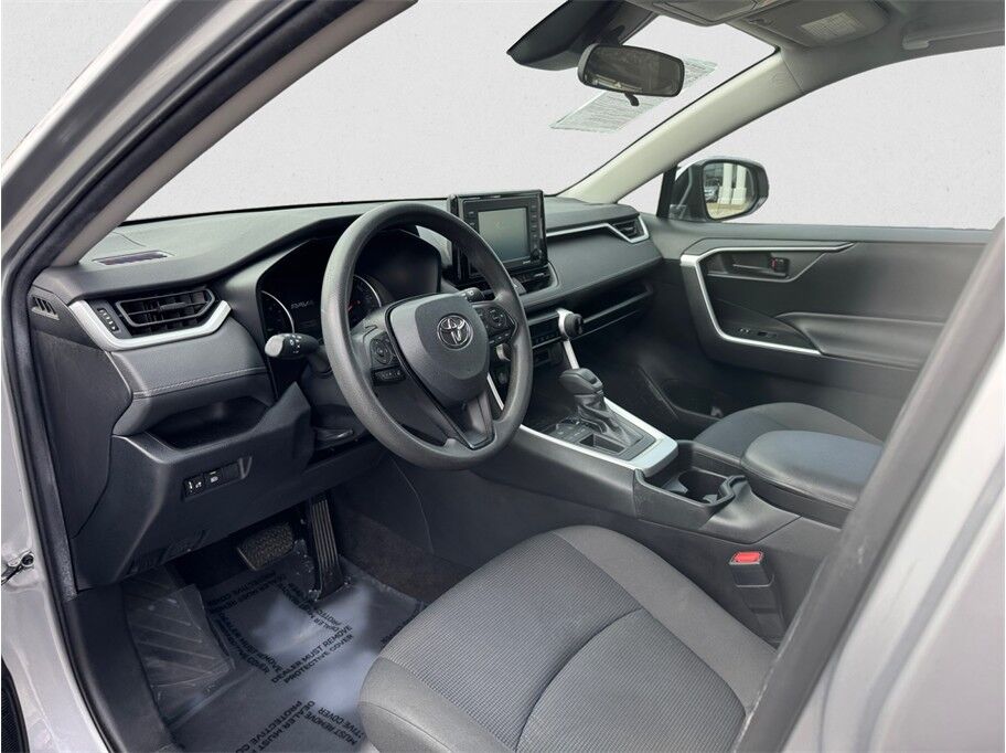 2020 Toyota RAV4 LE Sport Utility 4D Folsom CA