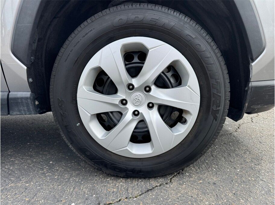 2020 Toyota RAV4 LE Sport Utility 4D Folsom CA