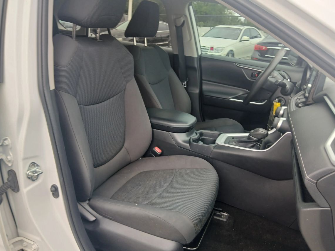 2020 Toyota RAV4 LE Sport Utility 4D Maitland FL