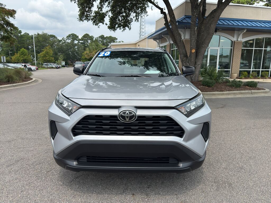 2020 Toyota RAV4 LE