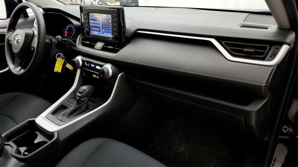 2020 Toyota RAV4 LE Laurel MD