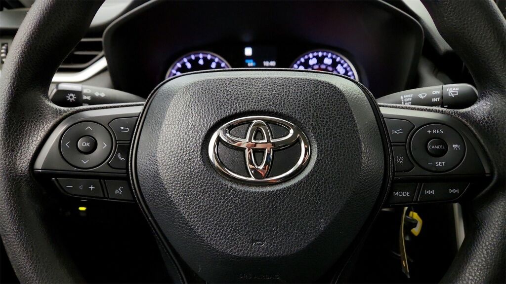 2020 Toyota RAV4 LE Laurel MD