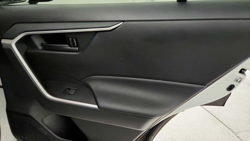 2020 Toyota RAV4 LE Laurel MD