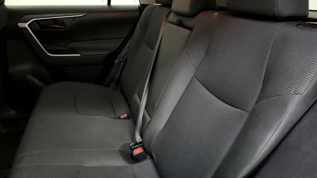 2020 Toyota RAV4 LE Laurel MD