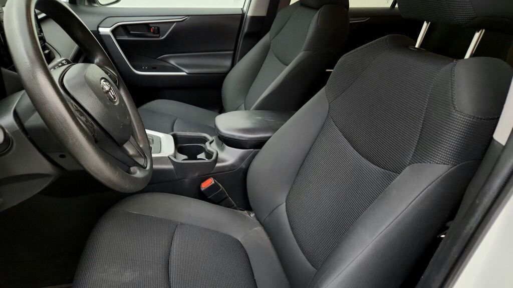 2020 Toyota RAV4 LE Laurel MD