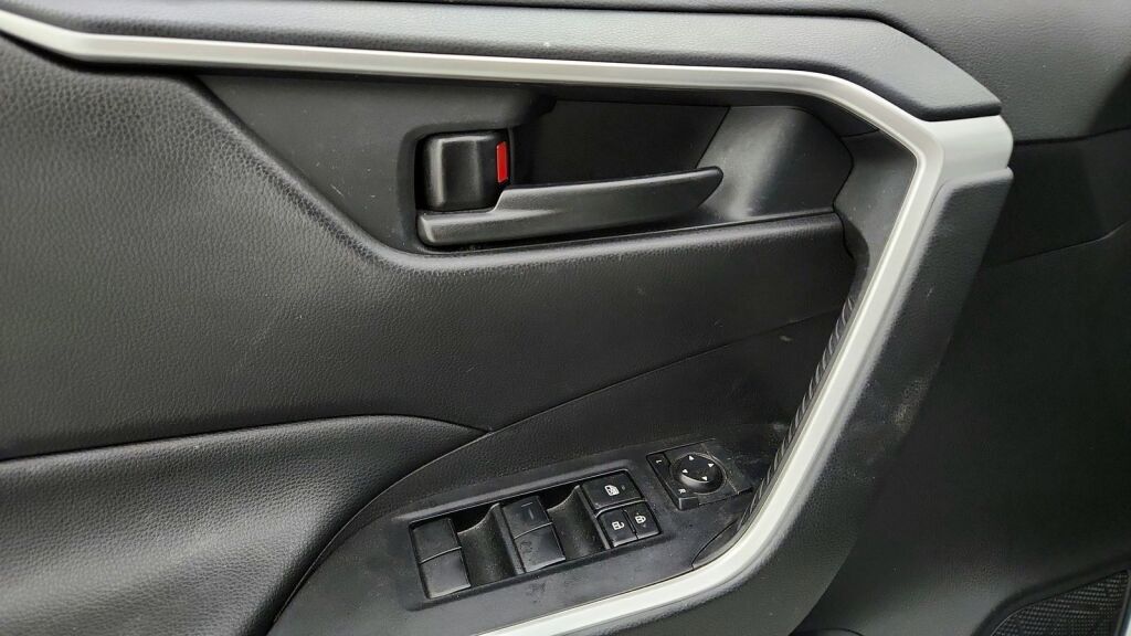2020 Toyota RAV4 LE Laurel MD