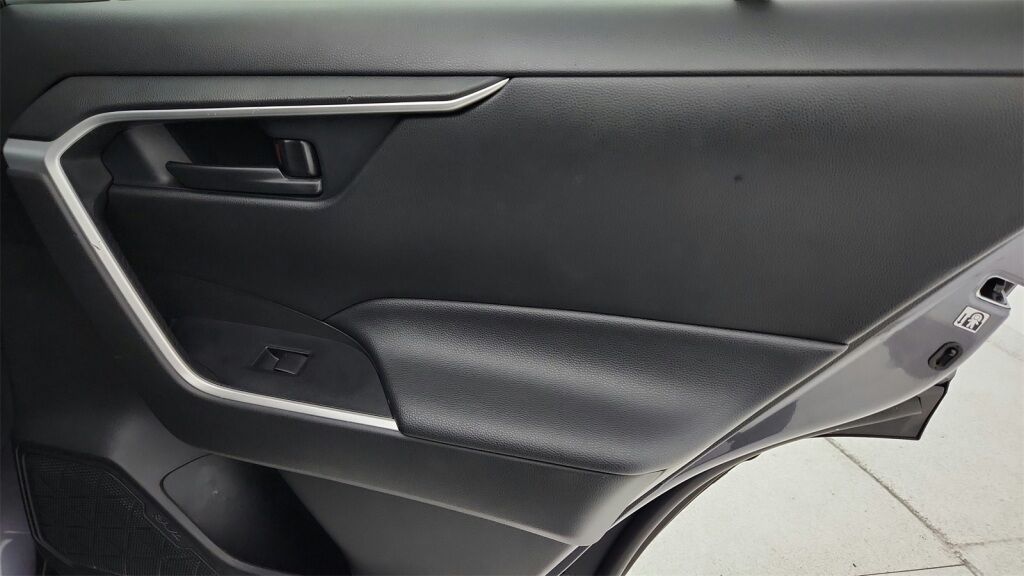 2020 Toyota RAV4 LE Laurel MD