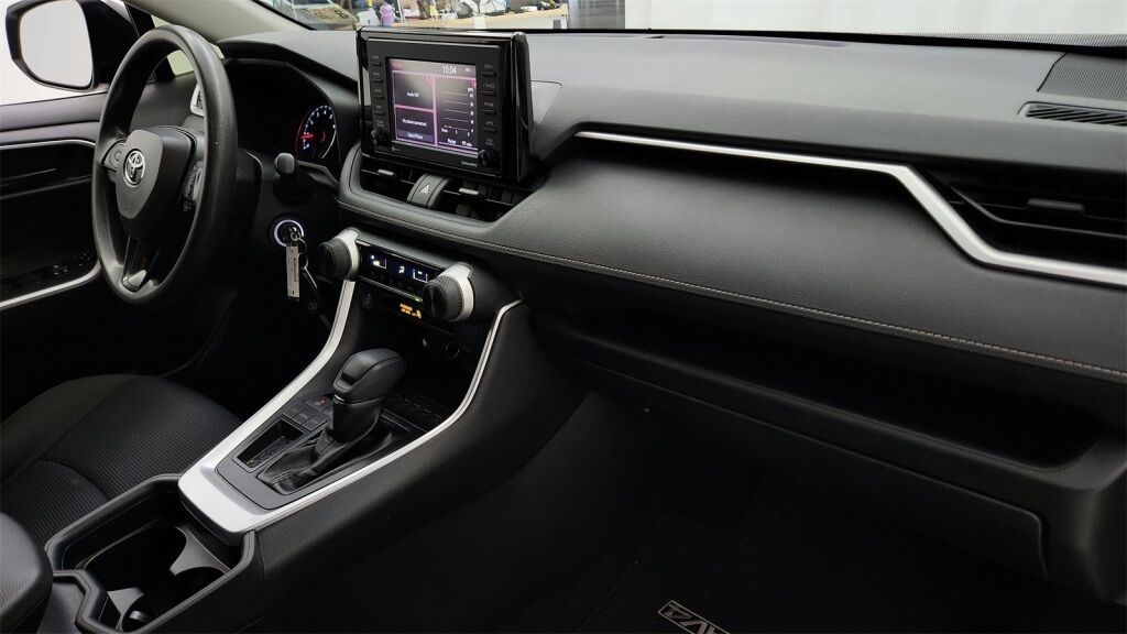 2020 Toyota RAV4 LE Laurel MD