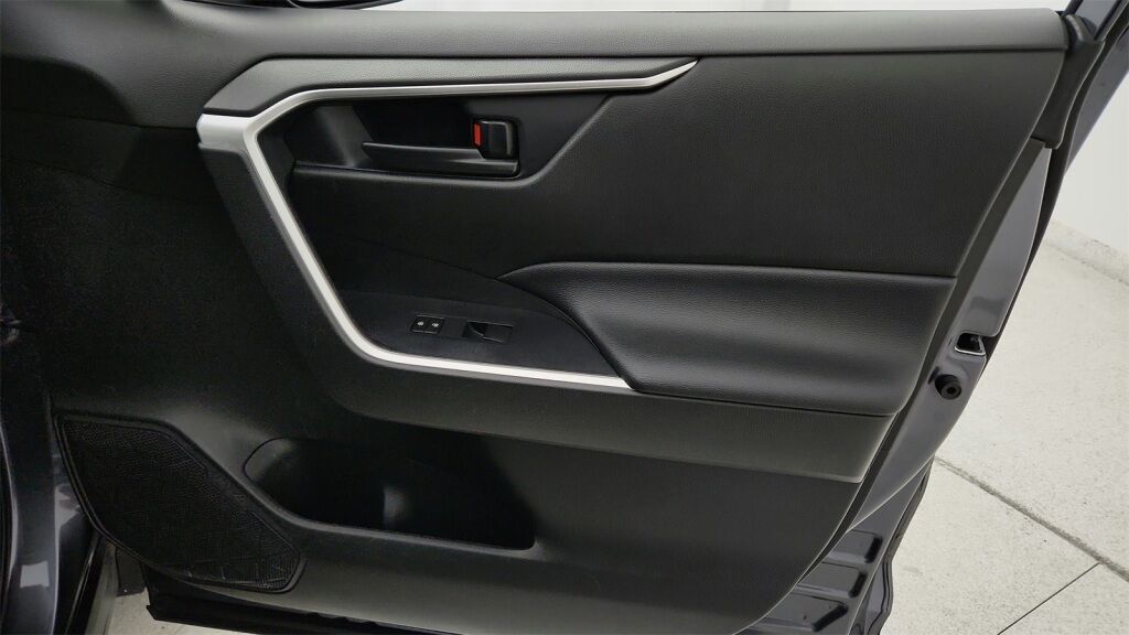 2020 Toyota RAV4 LE Laurel MD
