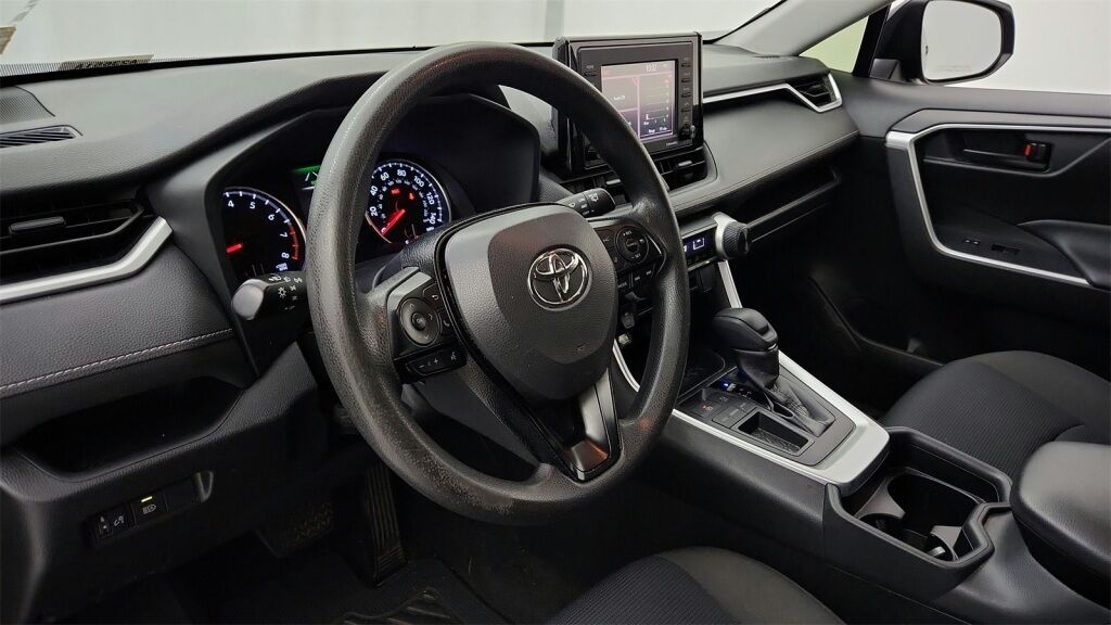 2020 Toyota RAV4 LE Laurel MD